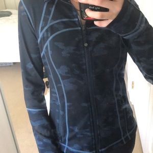 Lululemon zip up